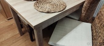 Jedálenský stôl - 2