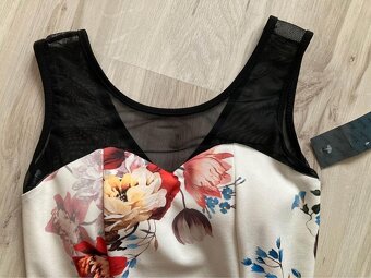 Kvetinové šaty - 2