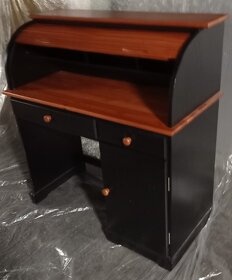 moderný písací stolík s roletkou - masív - 2