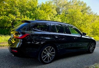 BMW 330e Touring - 2