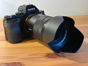 Sony Alpha 7s, 4K 12MP 35mm full-frame - 2