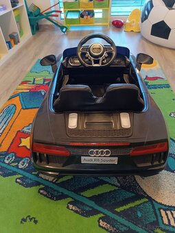 Detské elektrické autíčko Audi R8 spyder - 2
