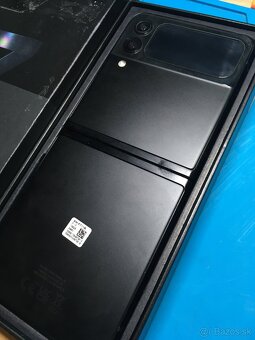 Samsung galaxy z Flip 3 8GB/128GB black - 2