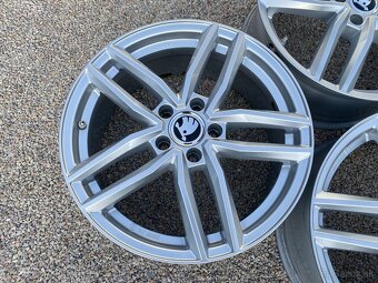 Alu disky Škoda Octavia 3, 5x112 R18 - 2