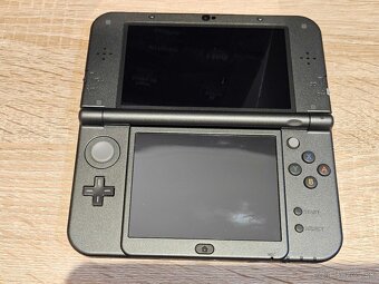 NINTENDO NEW 3DS XL V KOMPLET POVODNOM BALENI + HRY - 2