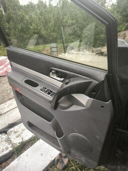 Sang Yong Kyron 2,7hdi automat v koži 7miestny 4wd - 2