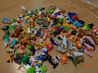 Predám rôzne hračky z kinder vajíčka a zvieratká + sčítanie - 2