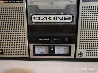 Hitachi radio - 2