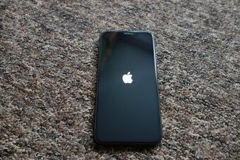 Predám Apple iPhone 11 , 128GB - 2