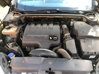 Peugeot 407 - 2