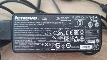Lenovo nabijacka 20.V- 2,26 A - 2