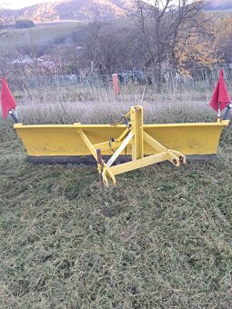 Predám snehovú radlicu - 2