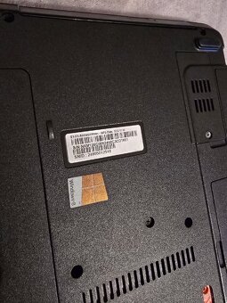 Acer Aspire E1-531-B9604G50Mnks - 2