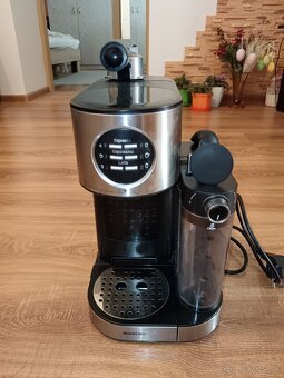 Kávovar s napeňovačom mlieka SEMM 1470 A2 - 2