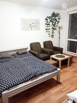 Predaj: Pekný 1-izbový byt, loggia, rekonštrukcia - Dúbravka - 2