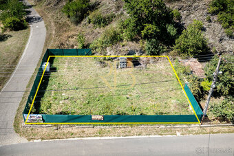 NA PREDAJ _ pozemok v národnom parku obce Szinpetri - 2