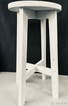 Príležitostné sedačky vyššie 670mm. - 2