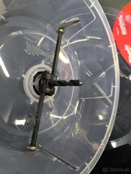 Kruhová píla na sádrokarton - 2