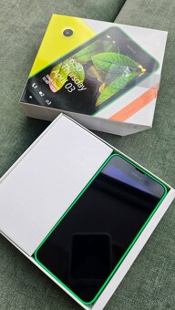 Nokia Lumia 630 - 2