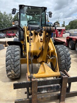 Na prodej: Kolový nakladač CAT 908 (2018) - 2