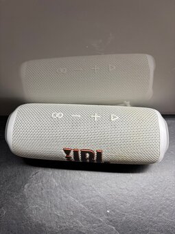 Jbl flip 6 white - 2