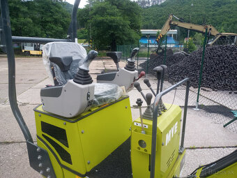 Predam minibager MYE12 - nový - 2