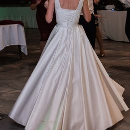 Saténové svadobné šaty - 2