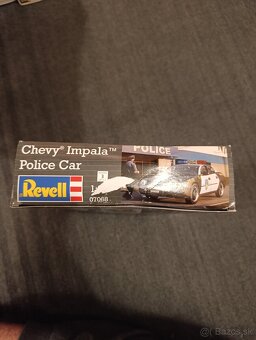 REVELL - '05 Chevy Impala Police Car - 2