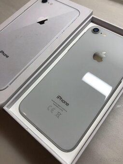 IPHONE 8 • 64 GB • BATÉRIA 100 % • BIELA - 2
