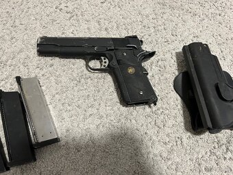 Predám airsoftovú pištoľ WE 1911 - 2