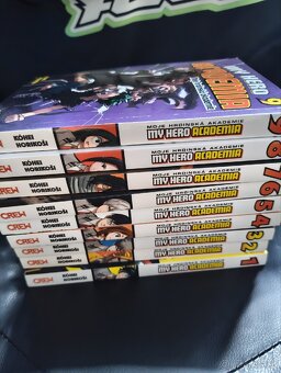 My hero academia + 1 diel Attack on Titan - 2