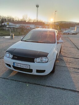 Golf IV - 2