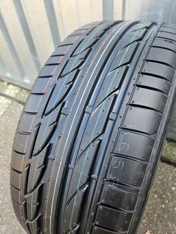 1x nová letná pneu Bridgestone 235/40 R19 - 2
