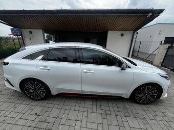 KIA Pro_cee’d 1.6 T-GDi GT A/T - 2