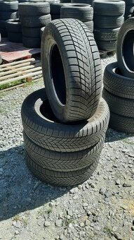 215/65r16 102H  Barum zimne - 2