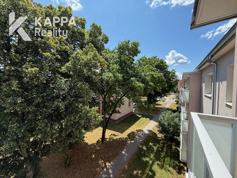 Krásny, veľký 2 izbový byt | 63 m2 | Dlhé Hony, Trenčín - 2