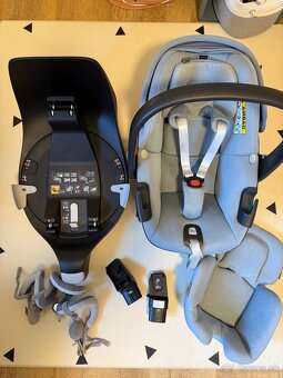 Sedačka vajíčko MAXI-COSI Pebble 360 + Isofix FamilyFix 360 - 2