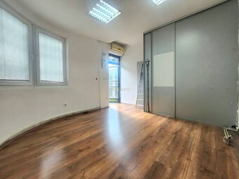 ASSENZIO - PRENÁJOM - OBCHODNÝ PRIESTOR - 18 M² - STARÉ MEST - 2