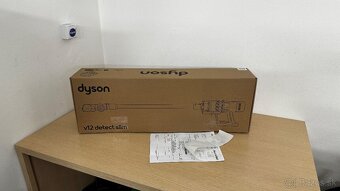 Dyson V12 Detect Slim Absolute - 2