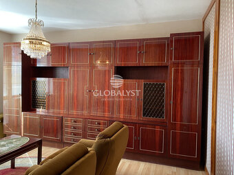 Prenájom priestranného 3-izbového bytu na Humenskej ulici v  - 2