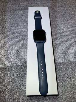 Predám Apple Watch Series 7 45mm Blue - 2