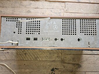 Retro radio Tesla - 2