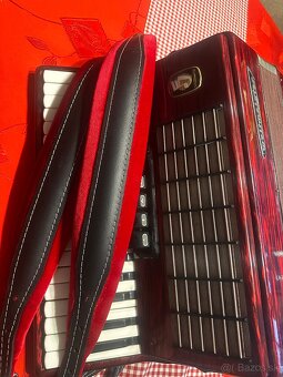 Akordeón Weltmeister – Stella 80 - 2