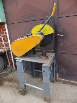 Stojanová rozbrusovačka - 2