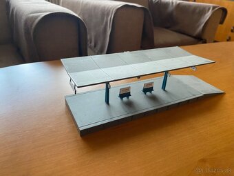 Predám nástupisko kryté - 2