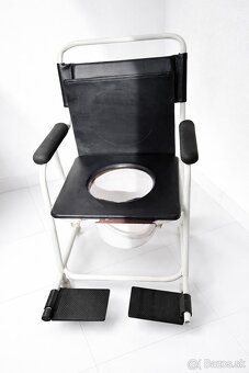 Toaletná stolička - 2