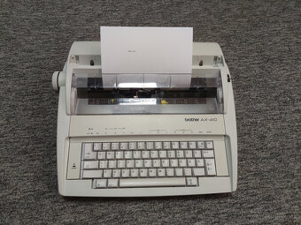 Brother AX-410 elektronický písací stroj s príslušenstvom - 2