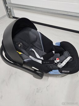 Autosedačka Cybex Aton 5 deep black - 2