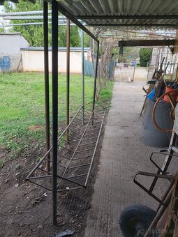 Starodávny prašák, na prášenie kobercov - 2