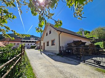 6-izbový RD v historickom centre + 735 m² pozemok / Gelnica - 2